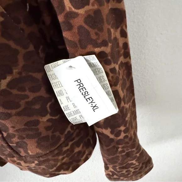 NWT Lula Roe Leopard Print Presley Jersey Knit Moto Jacket XL - Picture 3 of 6